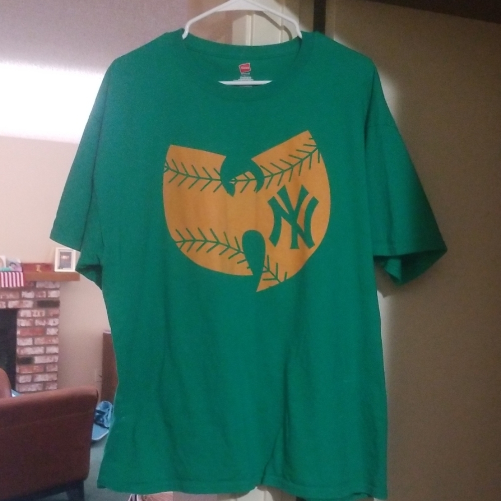 Wu-tang Yankees tee